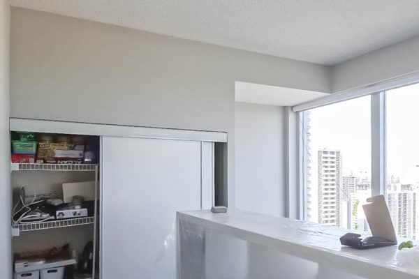 White condominium with stucco ceiling