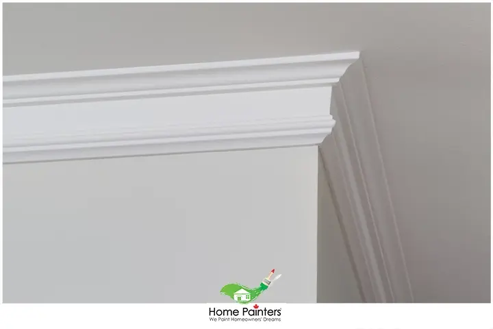 Crown Molding in Ceiling