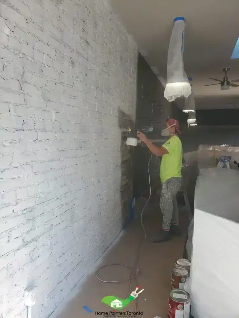 home-painters-spraying-wall-in-parkwood