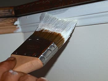 painting-with-hand-brush
